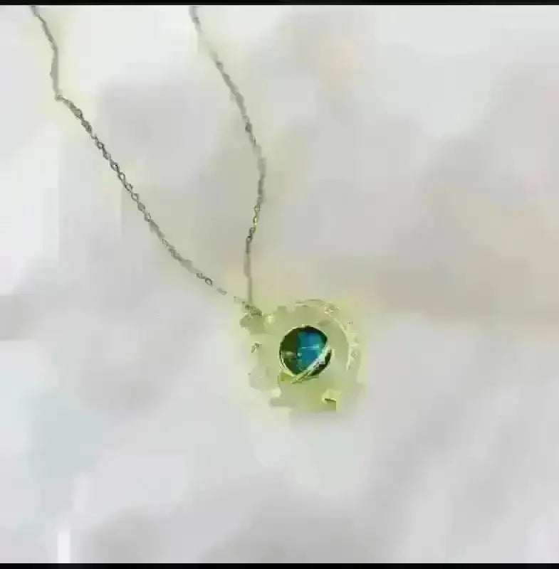 Colgante lunar. Otras joyas