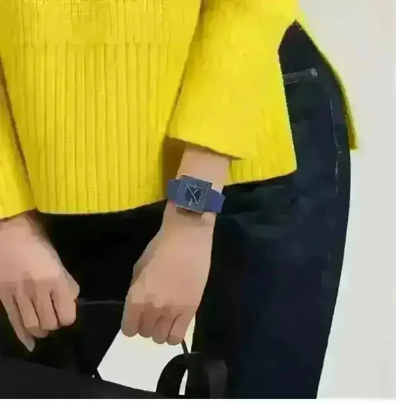 Swatch SQUARELY Blacklight reloj cuarzo mujer.